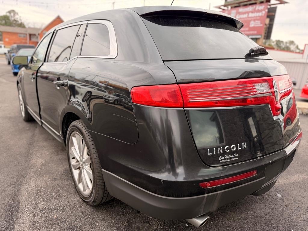 Lincoln MKT  2012