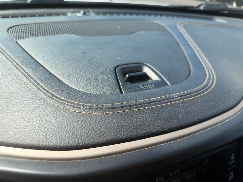 Jeep Cherokee  2017