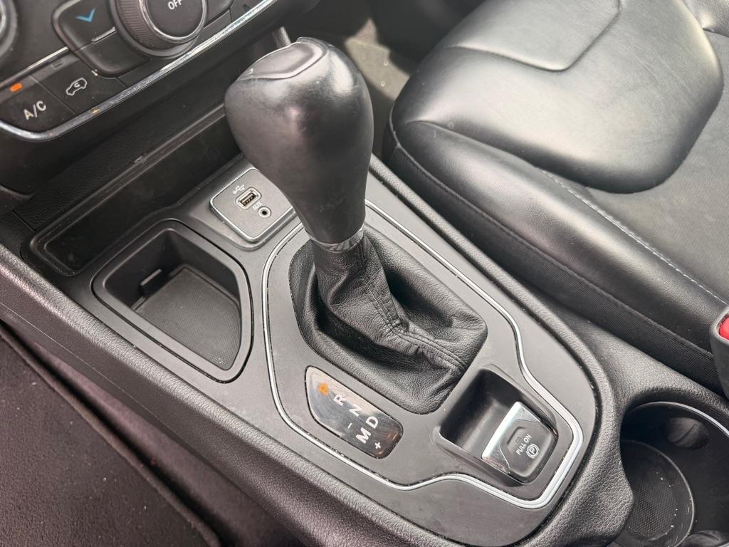 Jeep Cherokee  2019