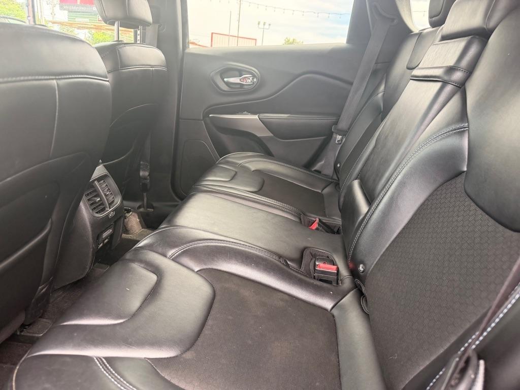 Jeep Cherokee  2019
