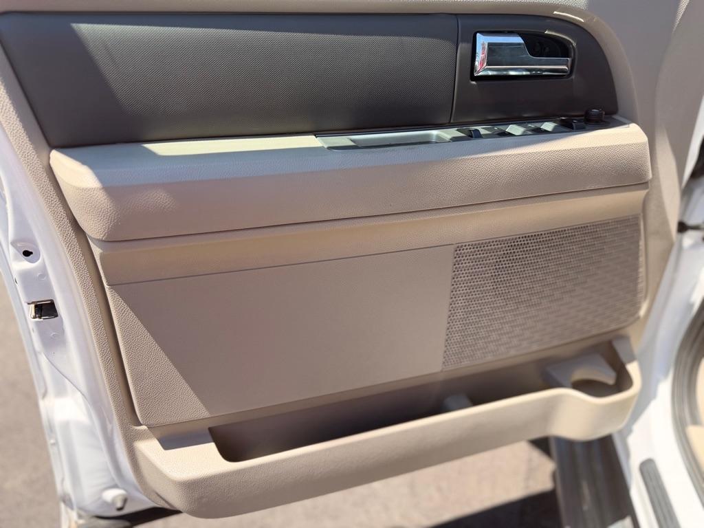 Ford Expedition  2011