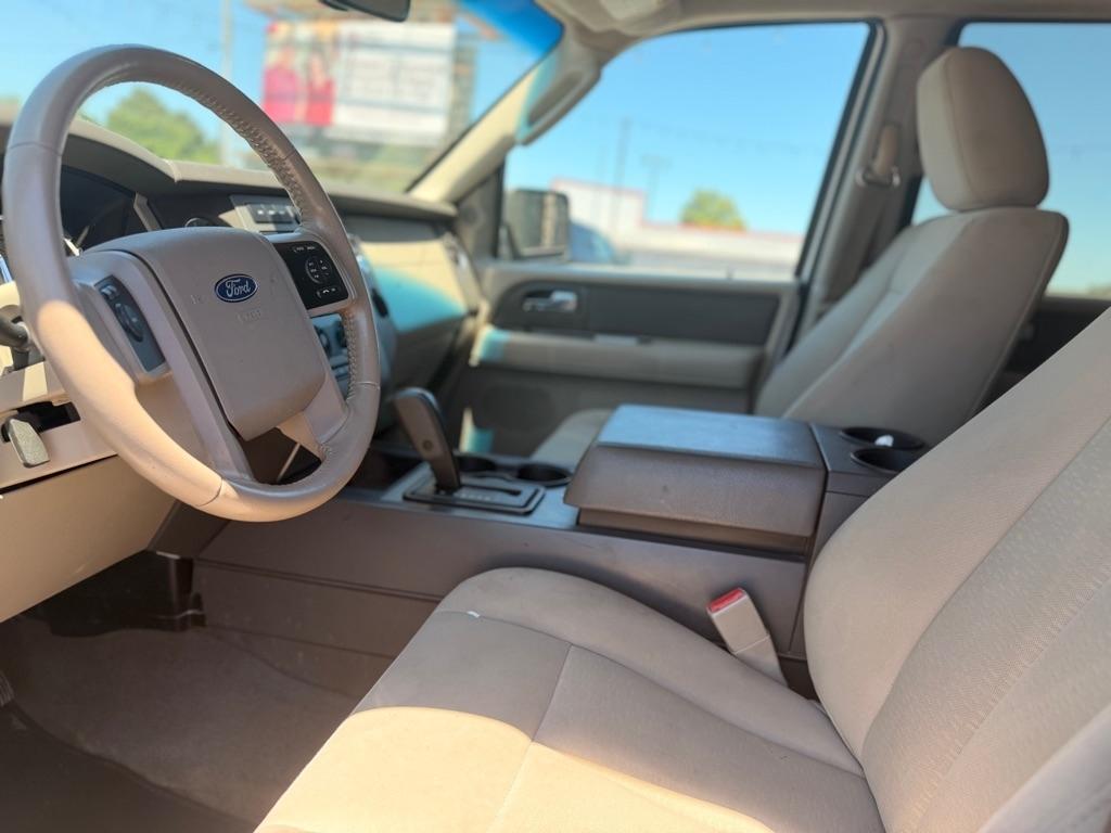 Ford Expedition  2011