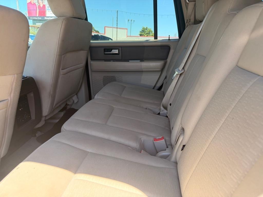 Ford Expedition  2011