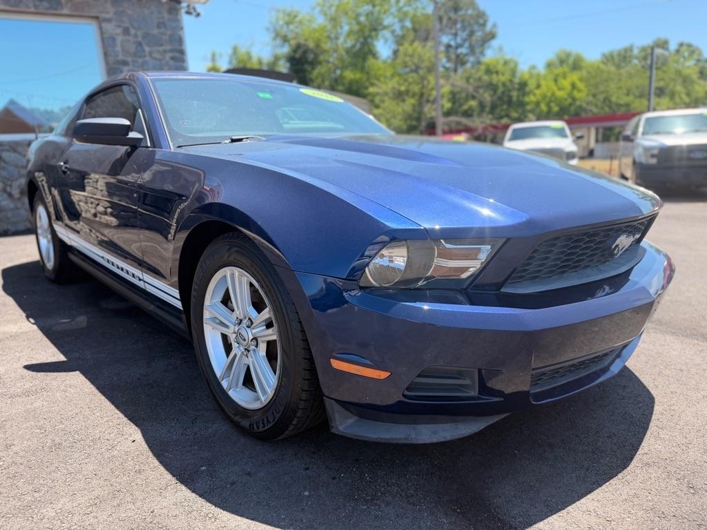 Ford Mustang  2011