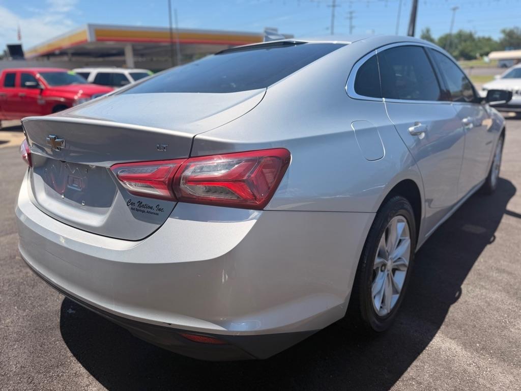 Chevrolet Malibu  2021