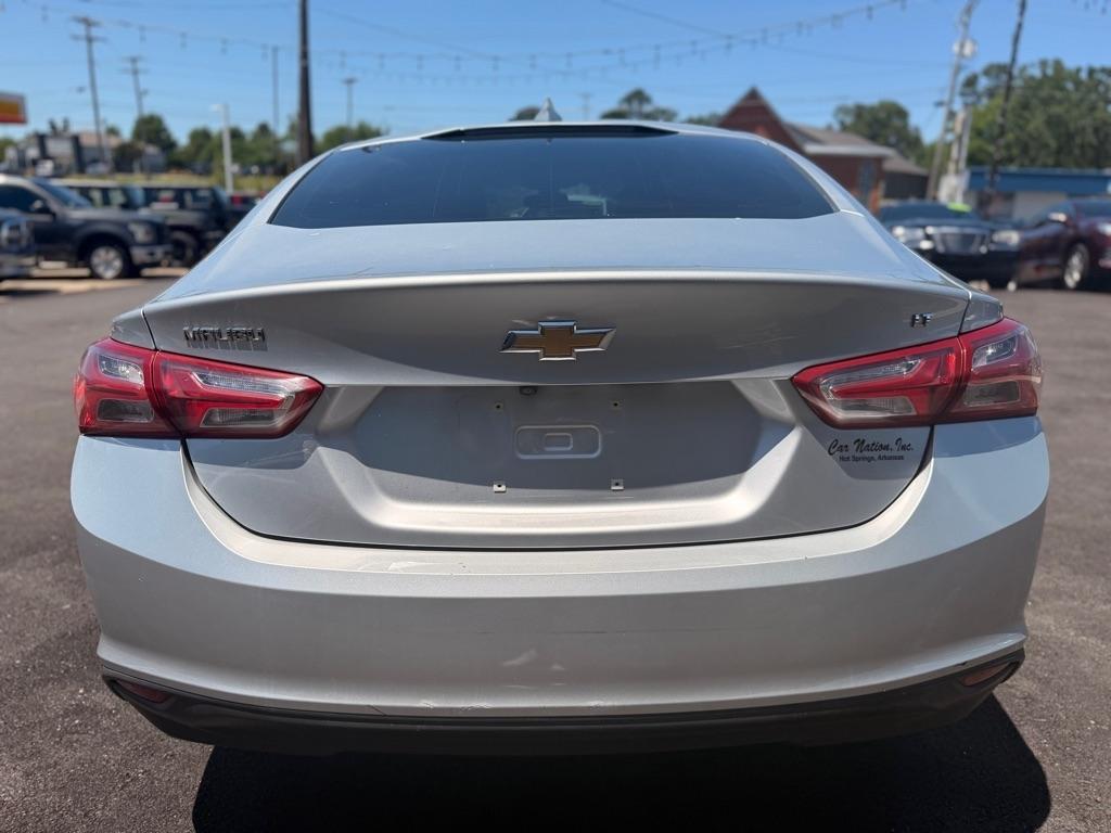Chevrolet Malibu  2021