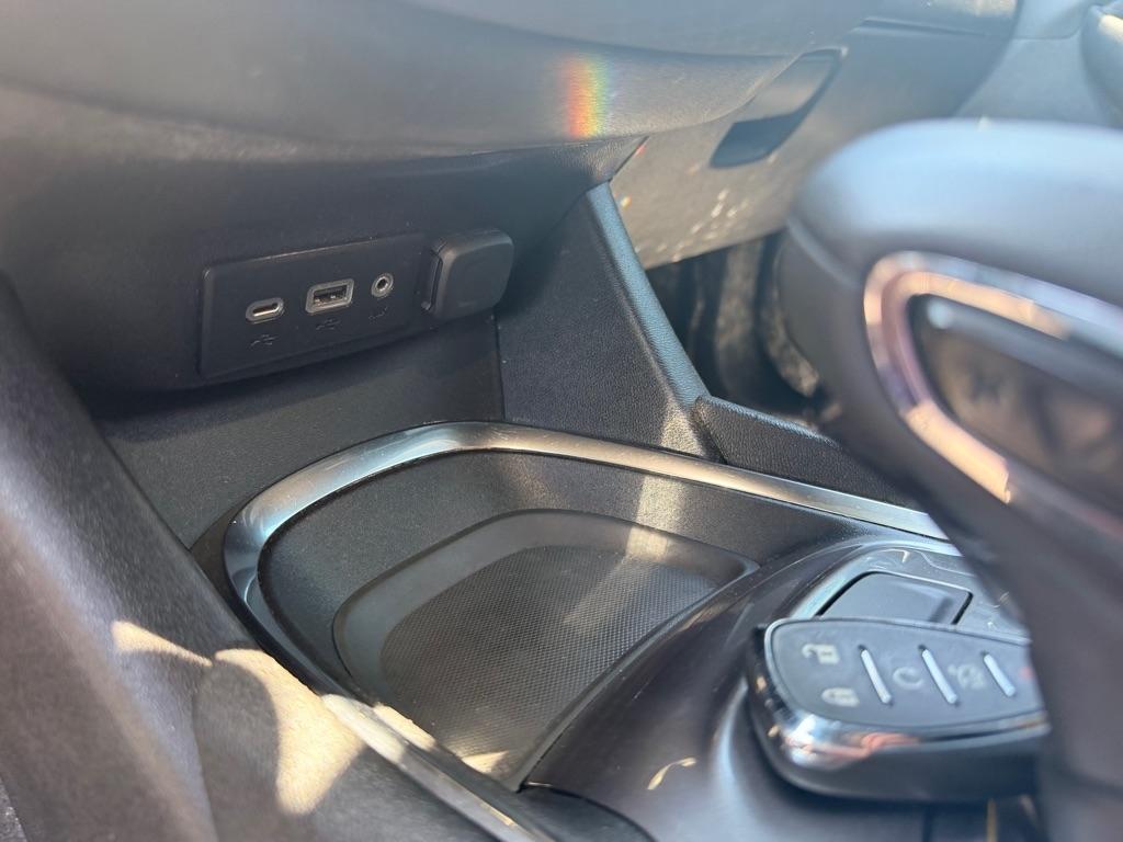 Chevrolet Malibu  2021