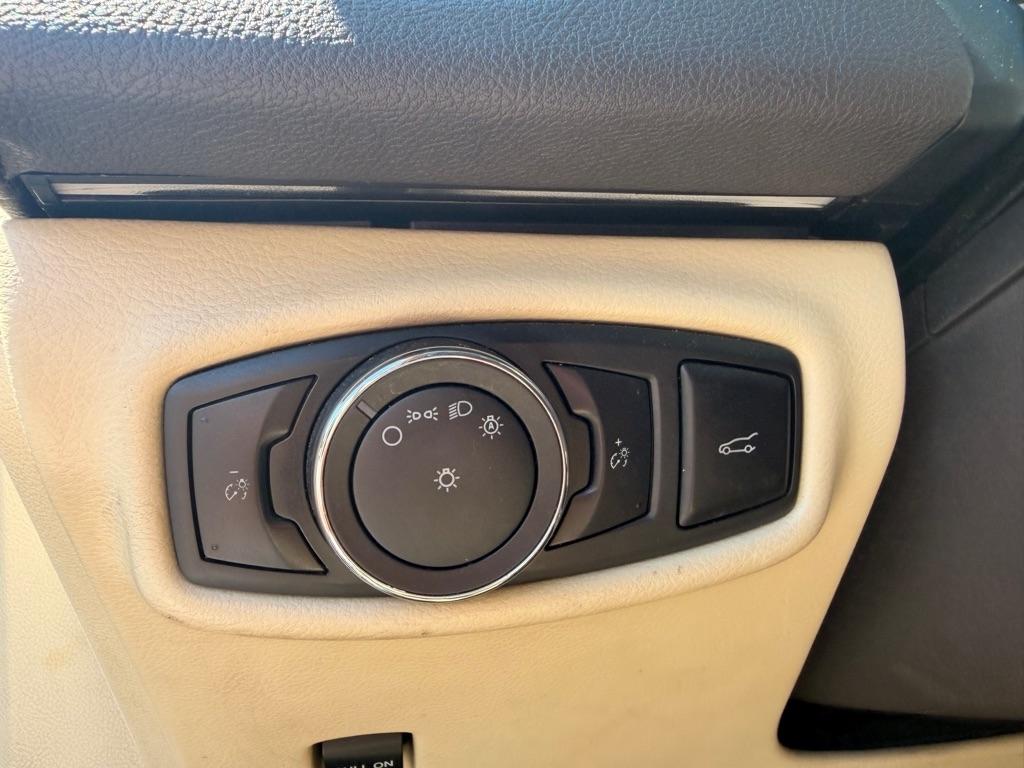 Lincoln MKZ Hybrid  2014