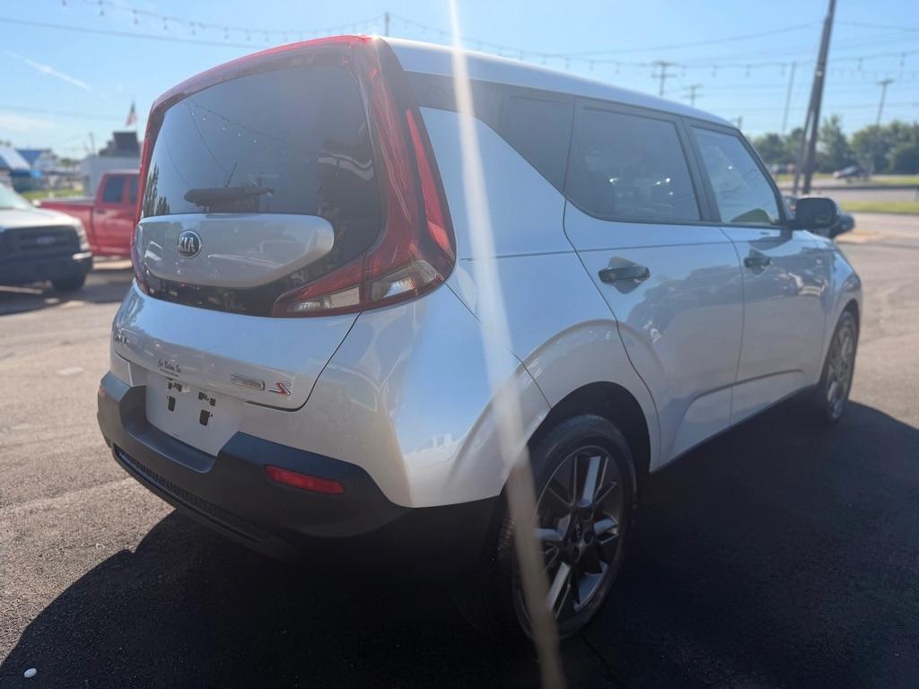 Kia Soul  2021