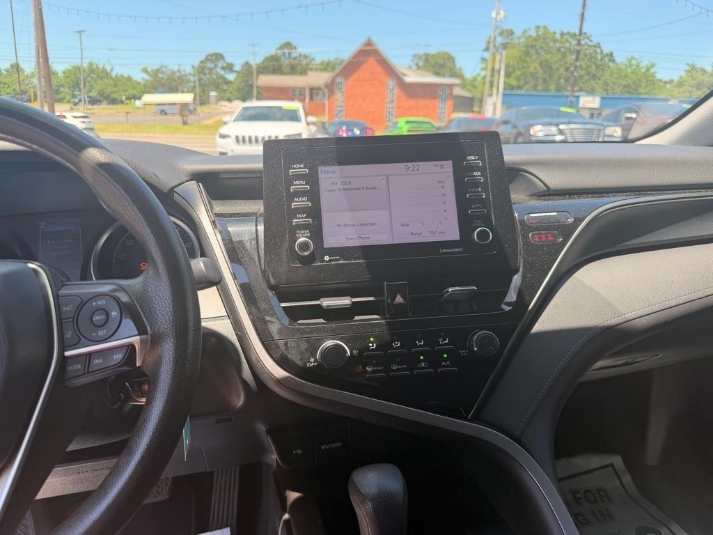 Toyota Camry  2021