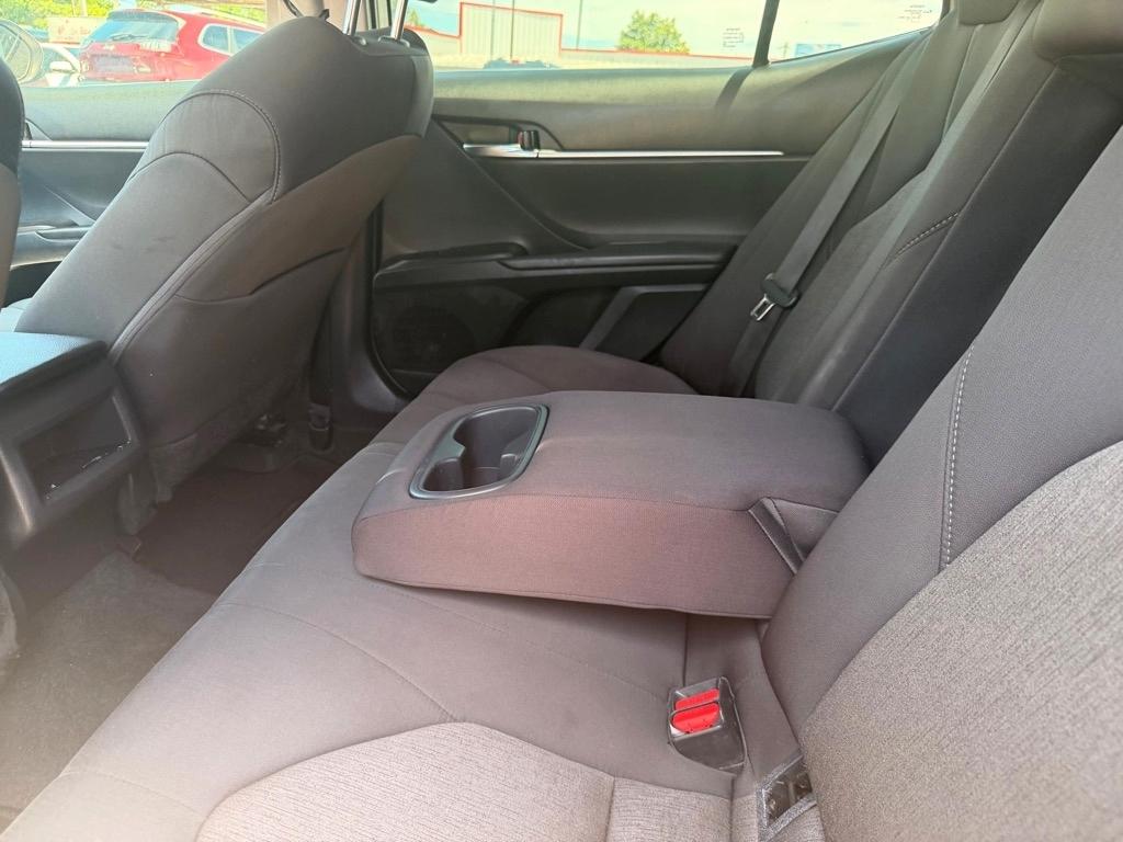 Toyota Camry  2021