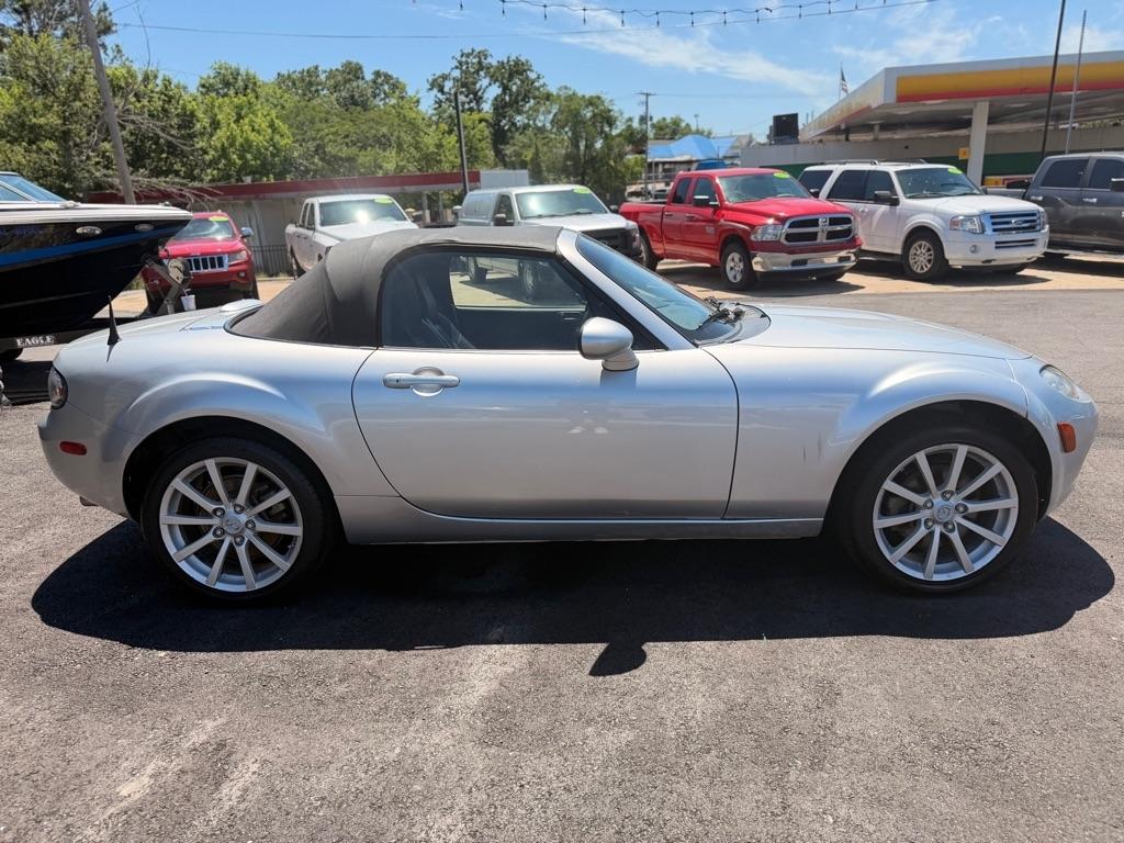 Mazda MX-5 Miata  2008
