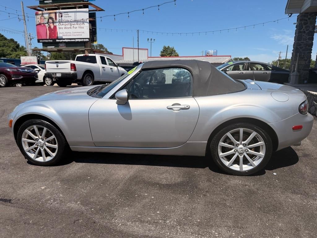 Mazda MX-5 Miata  2008