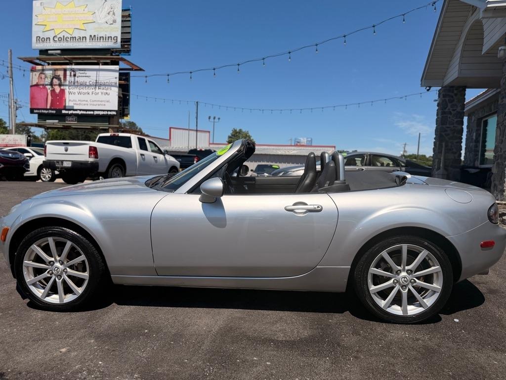 Mazda MX-5 Miata  2008
