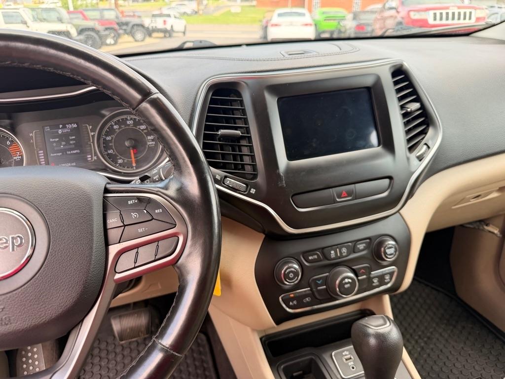 Jeep Cherokee  2019