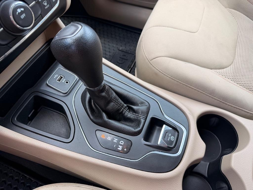 Jeep Cherokee  2019