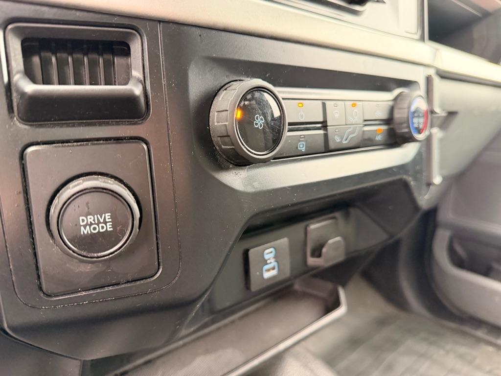 Ford F-150  2022