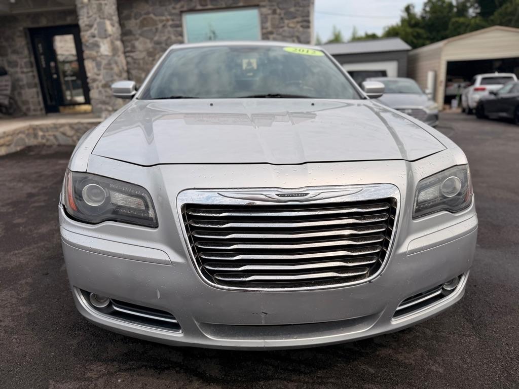Chrysler 300  2012