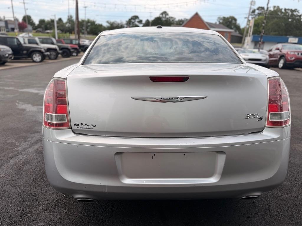 Chrysler 300  2012