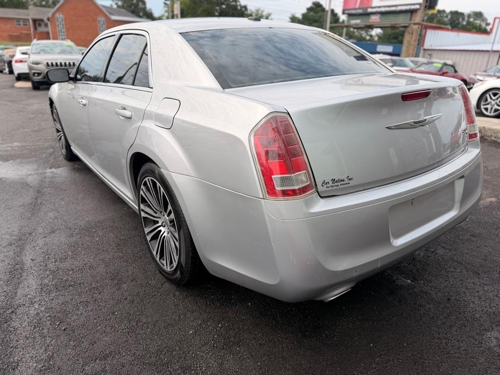 Chrysler 300  2012
