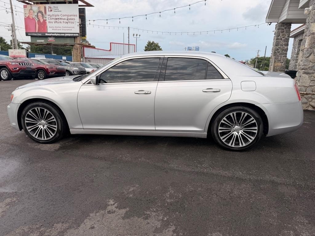 Chrysler 300  2012