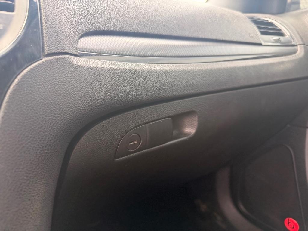 Chrysler 300  2012