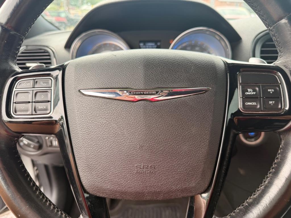 Chrysler 300  2012