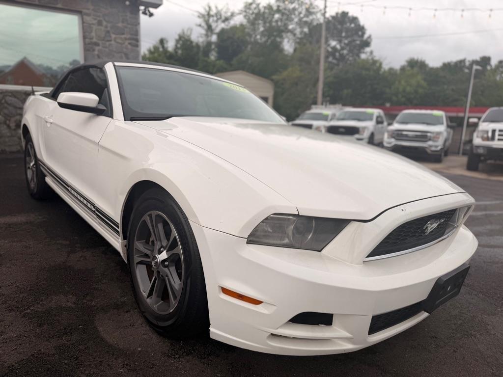 Ford Mustang  2013