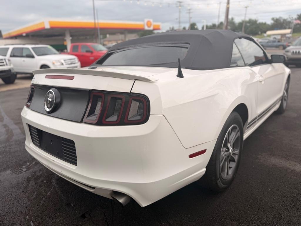 Ford Mustang  2013