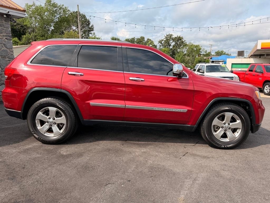 Jeep Grand Cherokee  2011