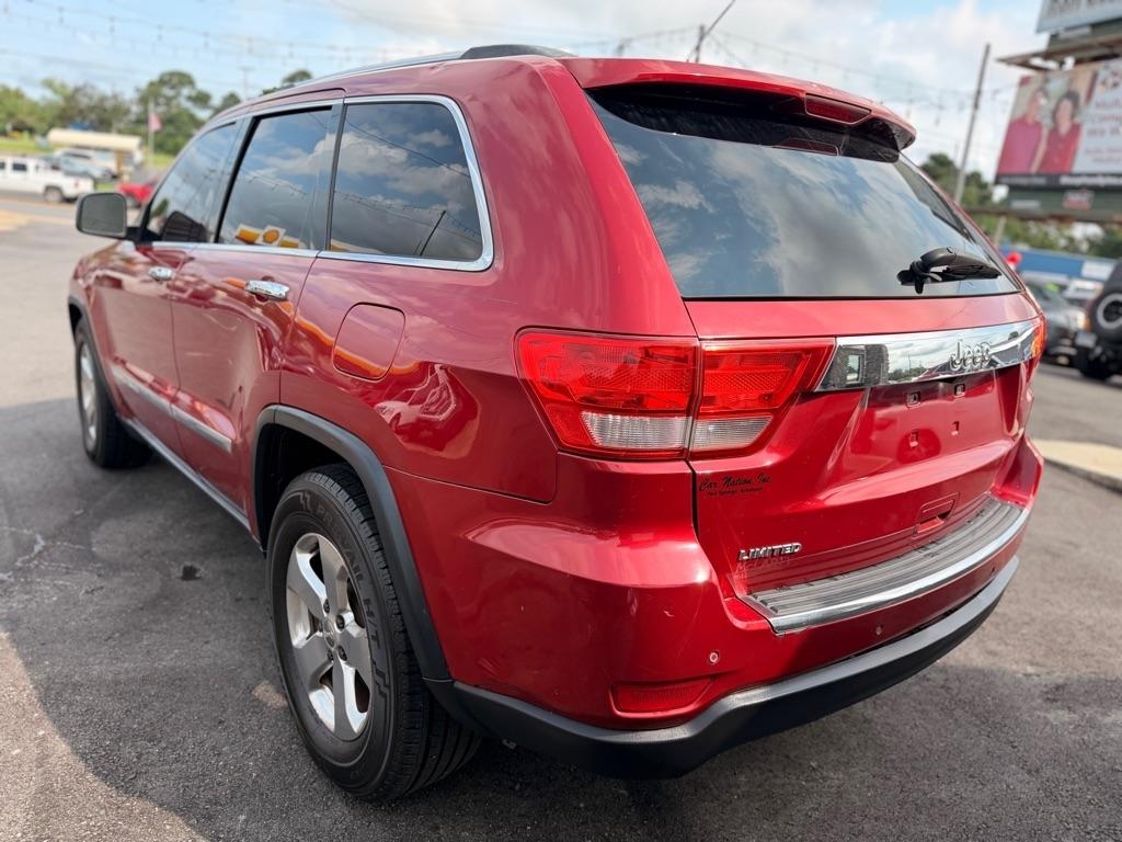 Jeep Grand Cherokee  2011
