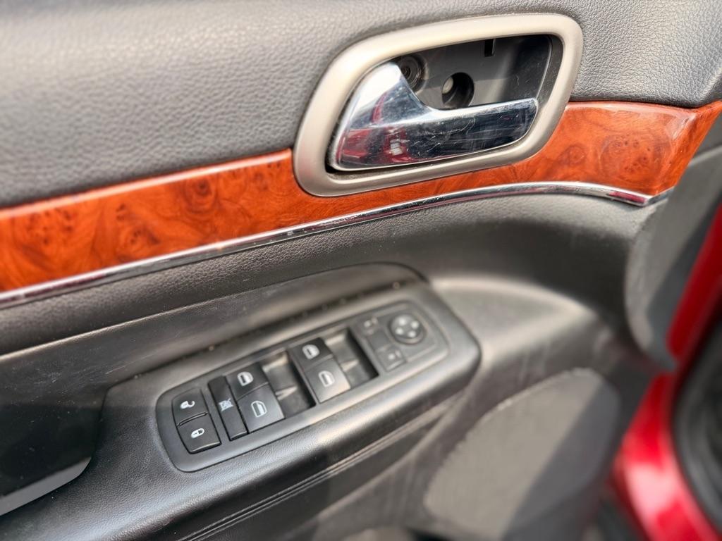 Jeep Grand Cherokee  2011