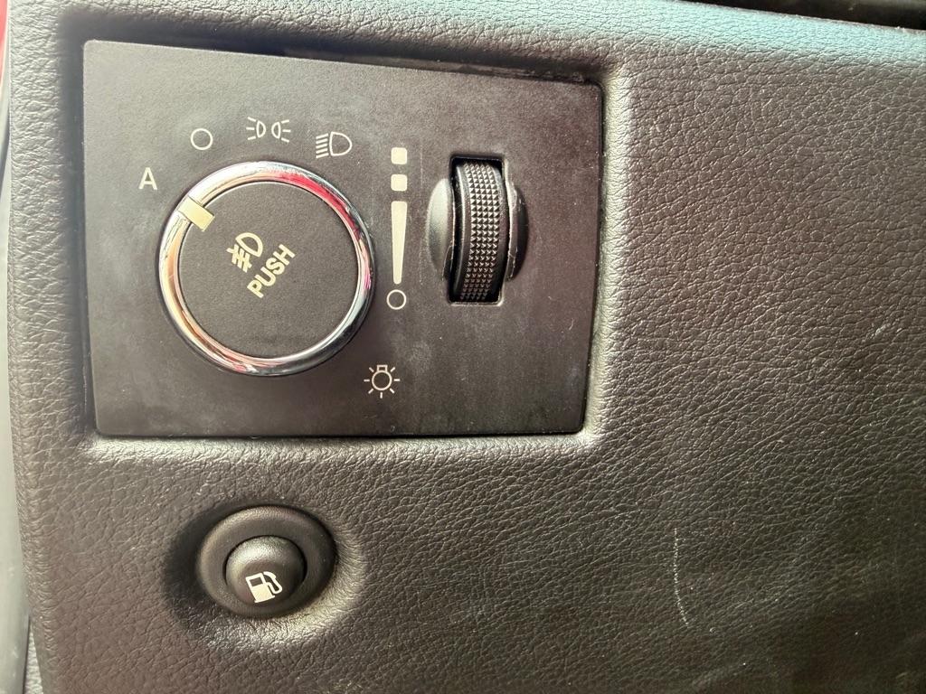 Jeep Grand Cherokee  2011