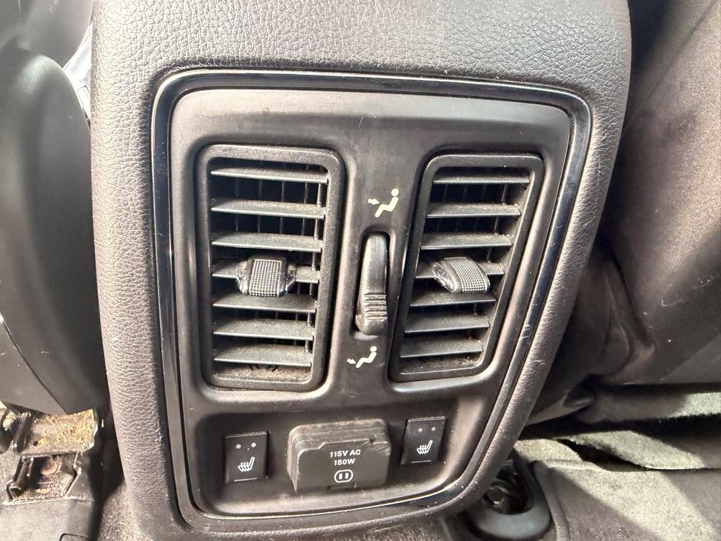 Jeep Grand Cherokee  2011