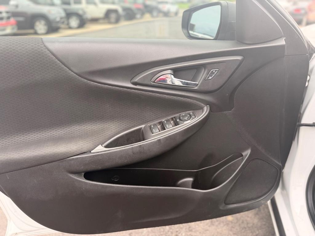 Chevrolet Malibu  2016