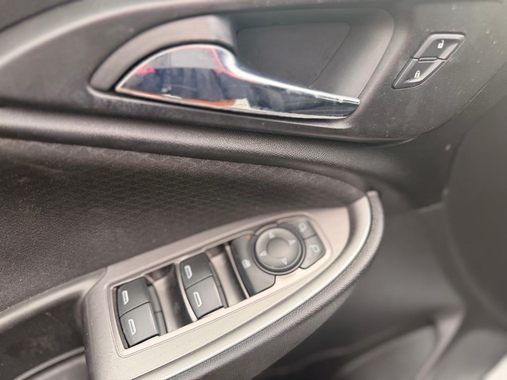 Chevrolet Malibu  2016