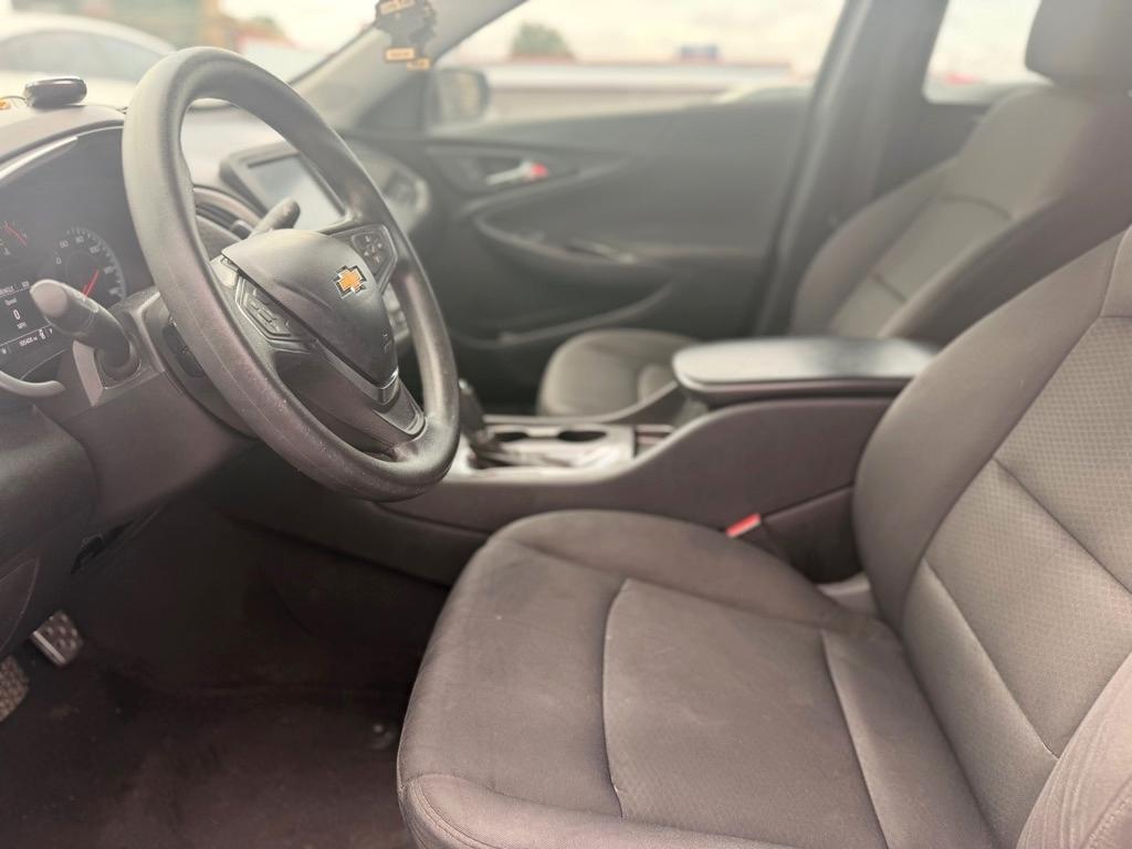 Chevrolet Malibu  2016