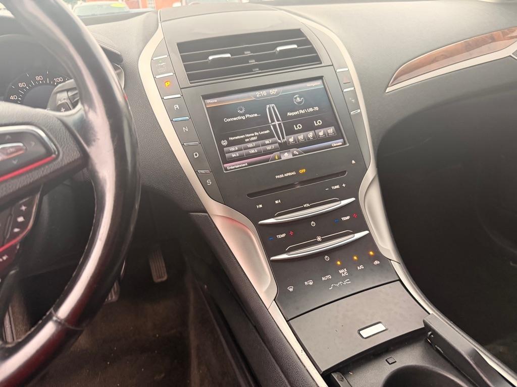Lincoln MKZ  2016