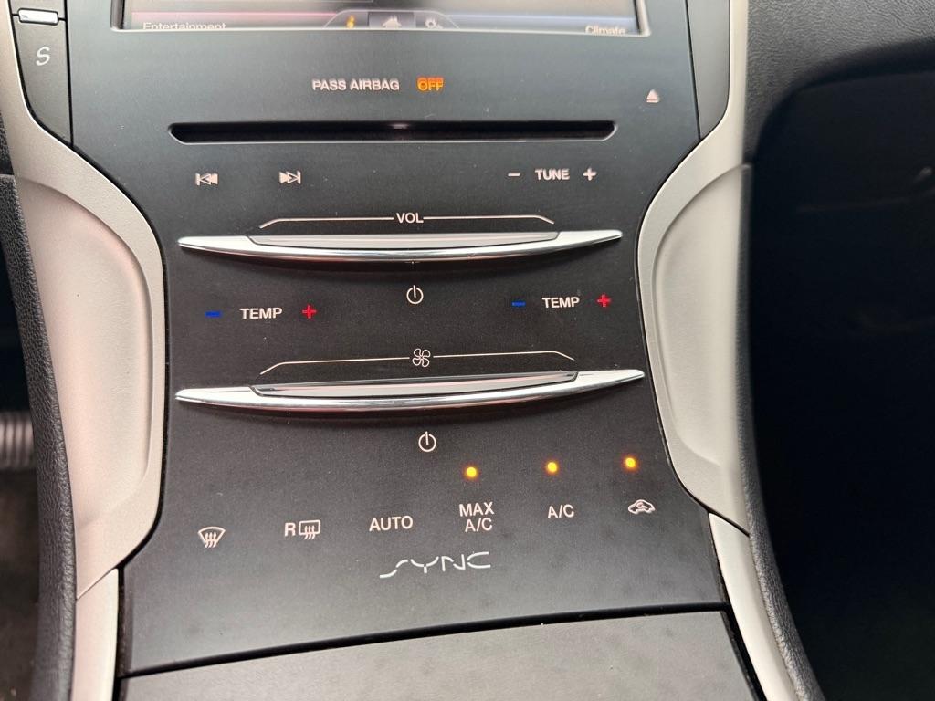 Lincoln MKZ  2016