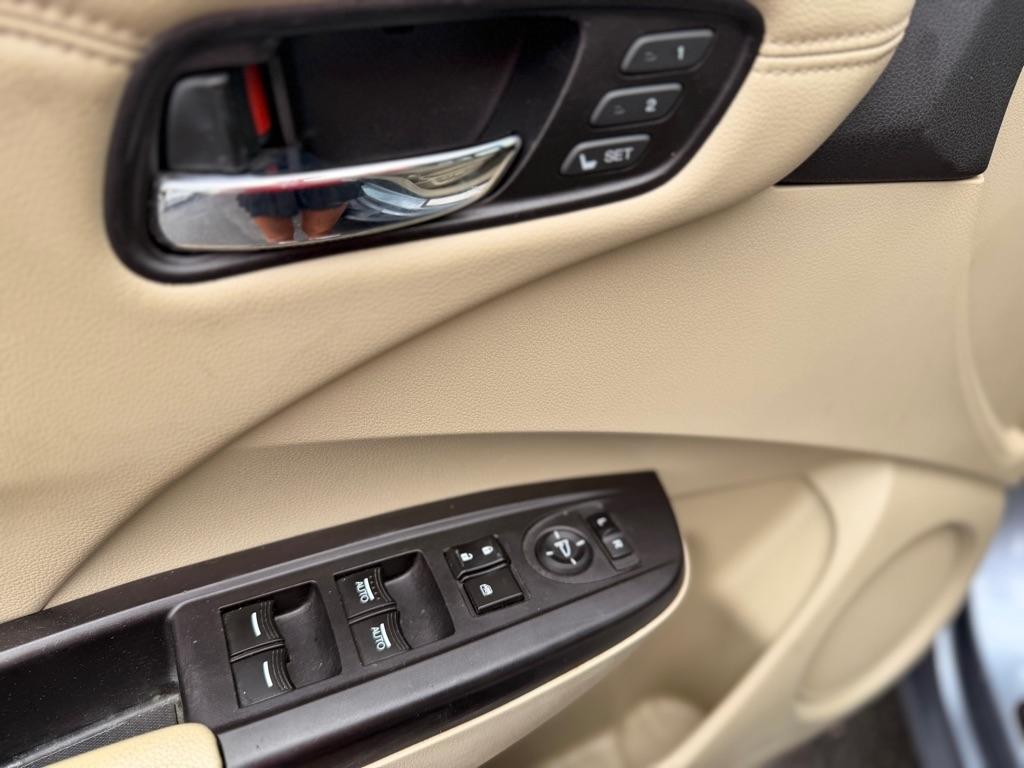 Acura RDX  2013