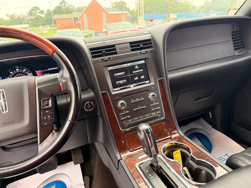 Lincoln Navigator  2015