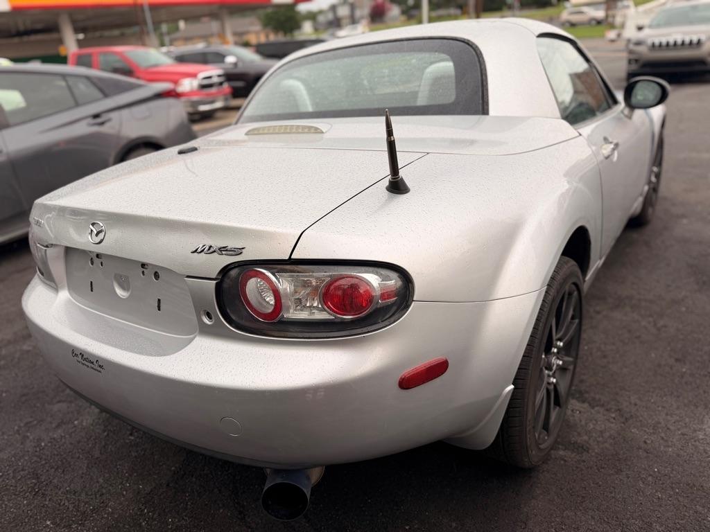 Mazda MX-5 Miata  2008
