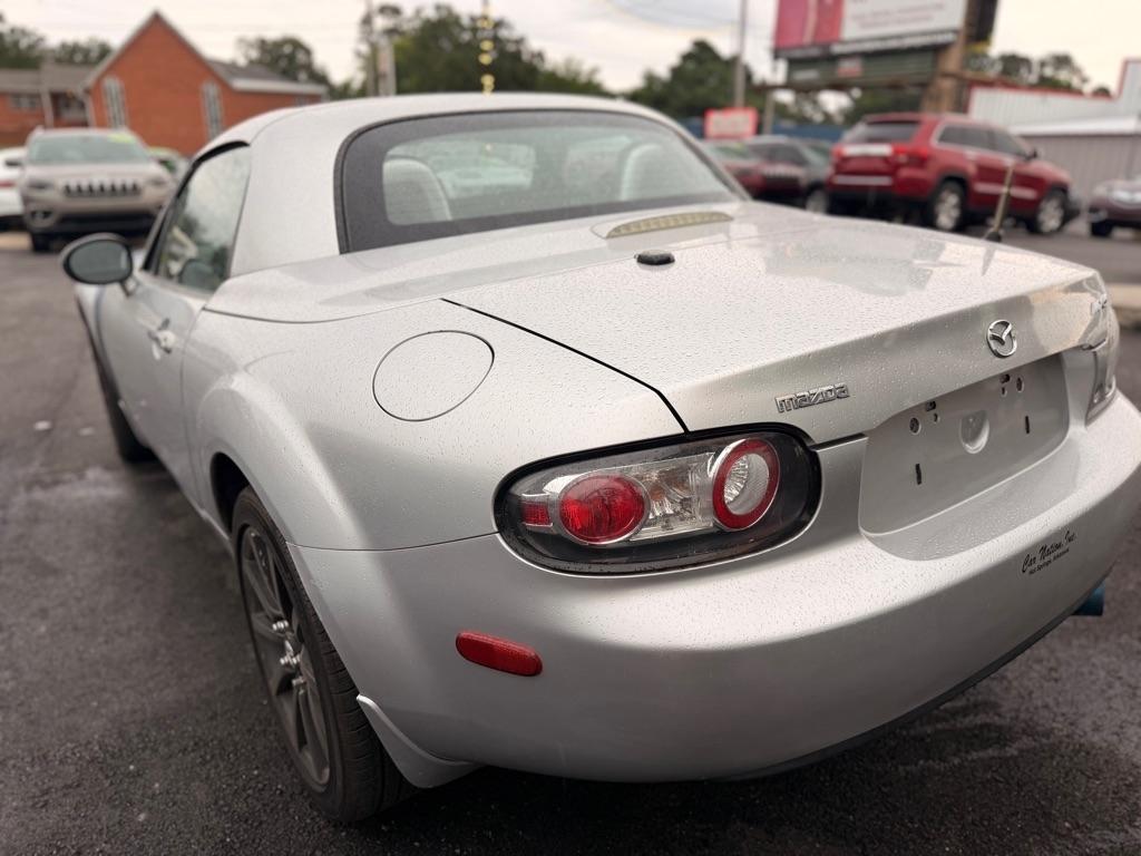Mazda MX-5 Miata  2008