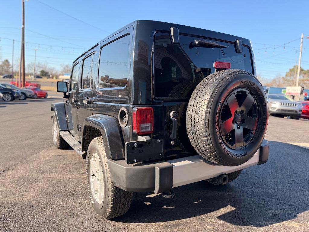 Jeep Wrangler  2011