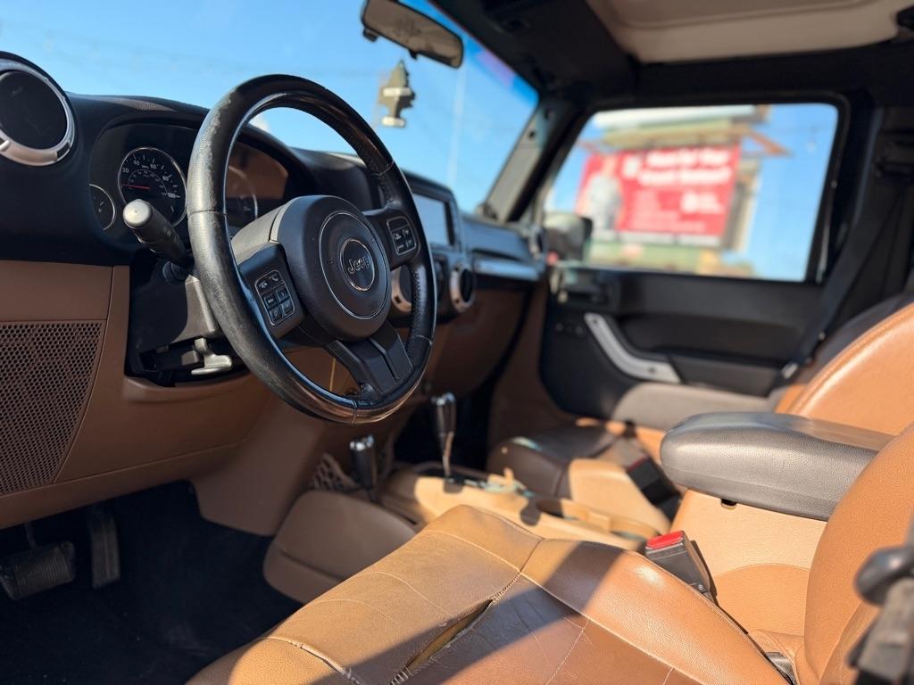 Jeep Wrangler  2011