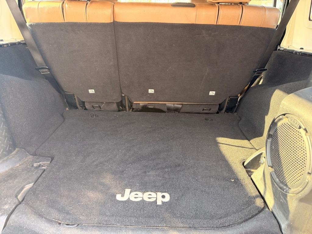 Jeep Wrangler  2011