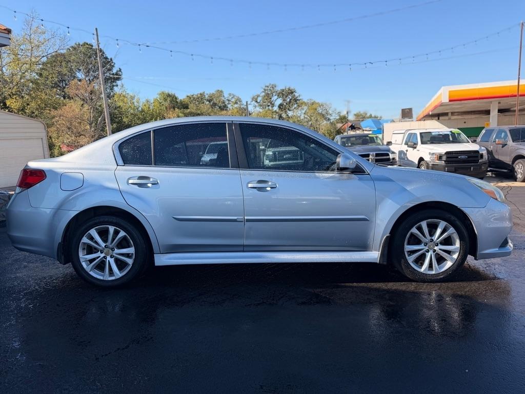 Subaru Legacy  2013