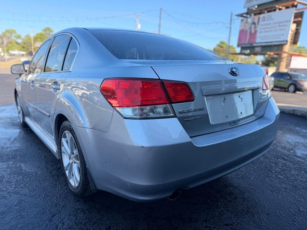 Subaru Legacy  2013