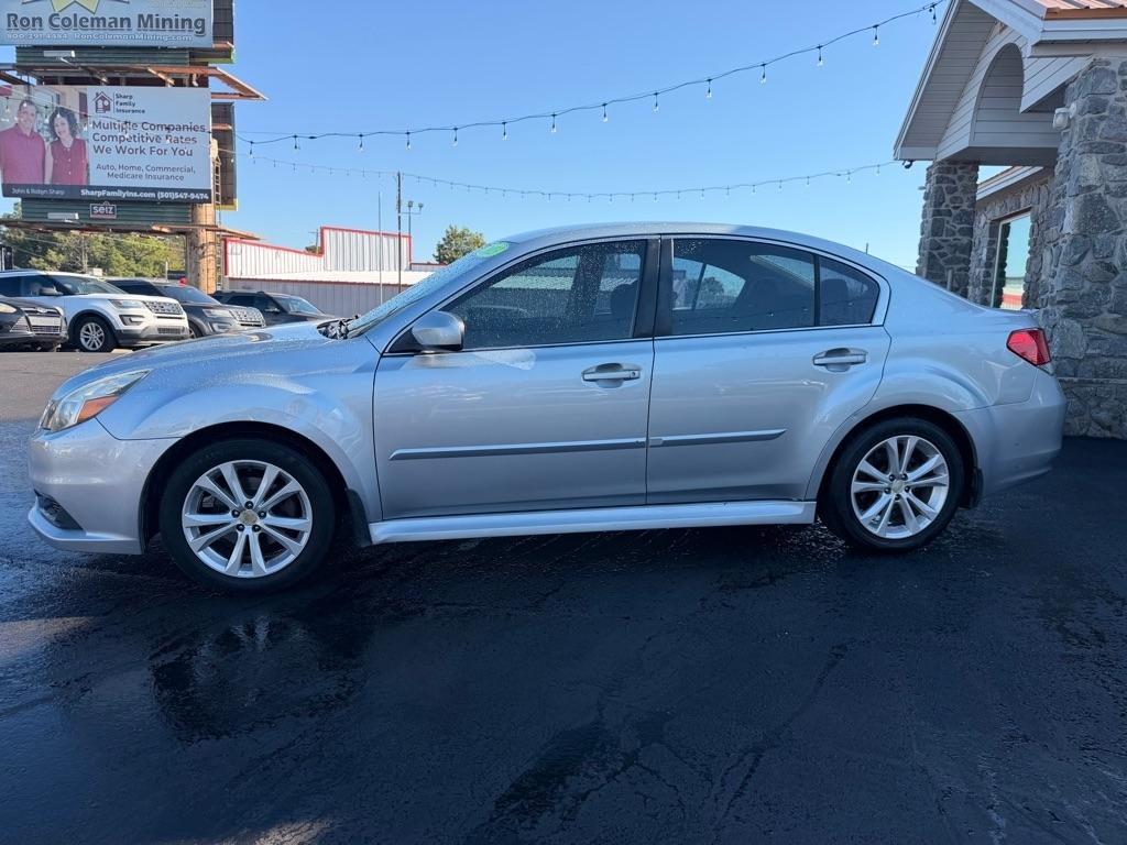 Subaru Legacy  2013
