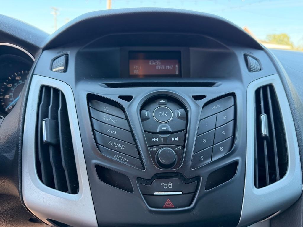 Ford Focus  2014